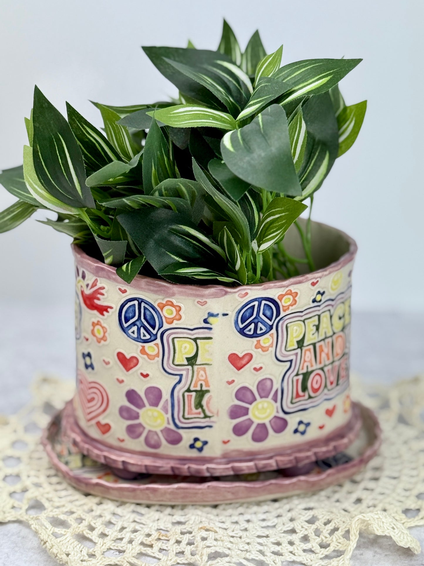 Peace and Love Planter With Drain Tray