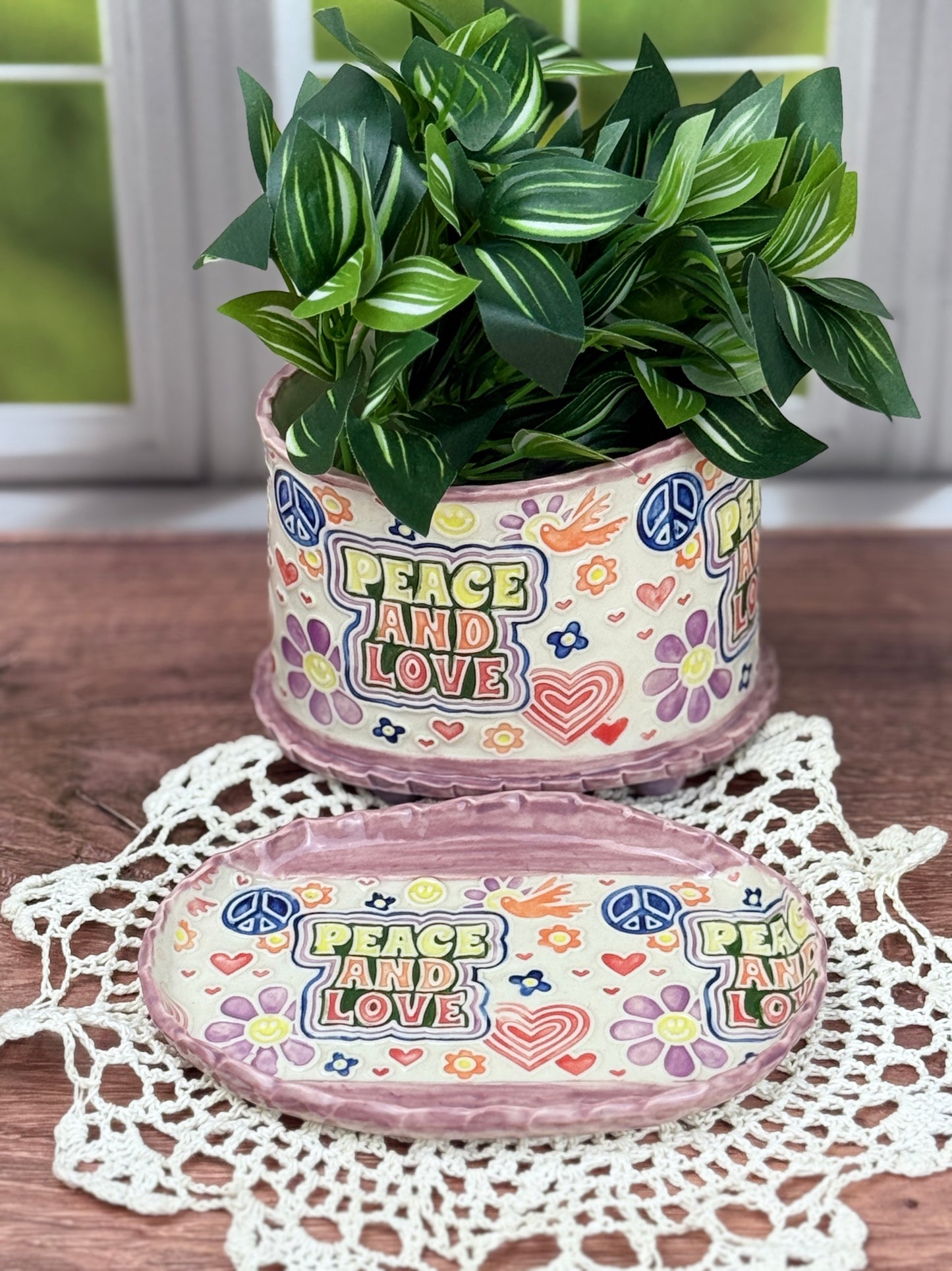 Peace and Love Planter With Drain Tray